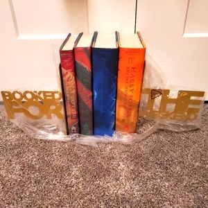 Disney popsugar Belle bookends nib (books not incl.)